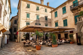 Cozy 2 Bedroom Apartment in Antique Bizanti Palace